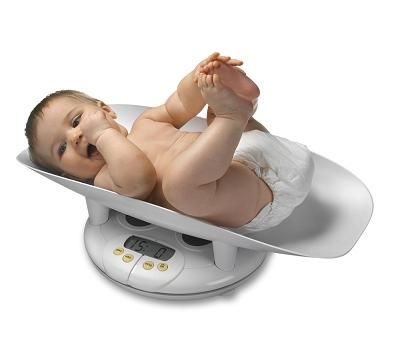 Vấn đề tăng cân của trẻ sơ sinh
